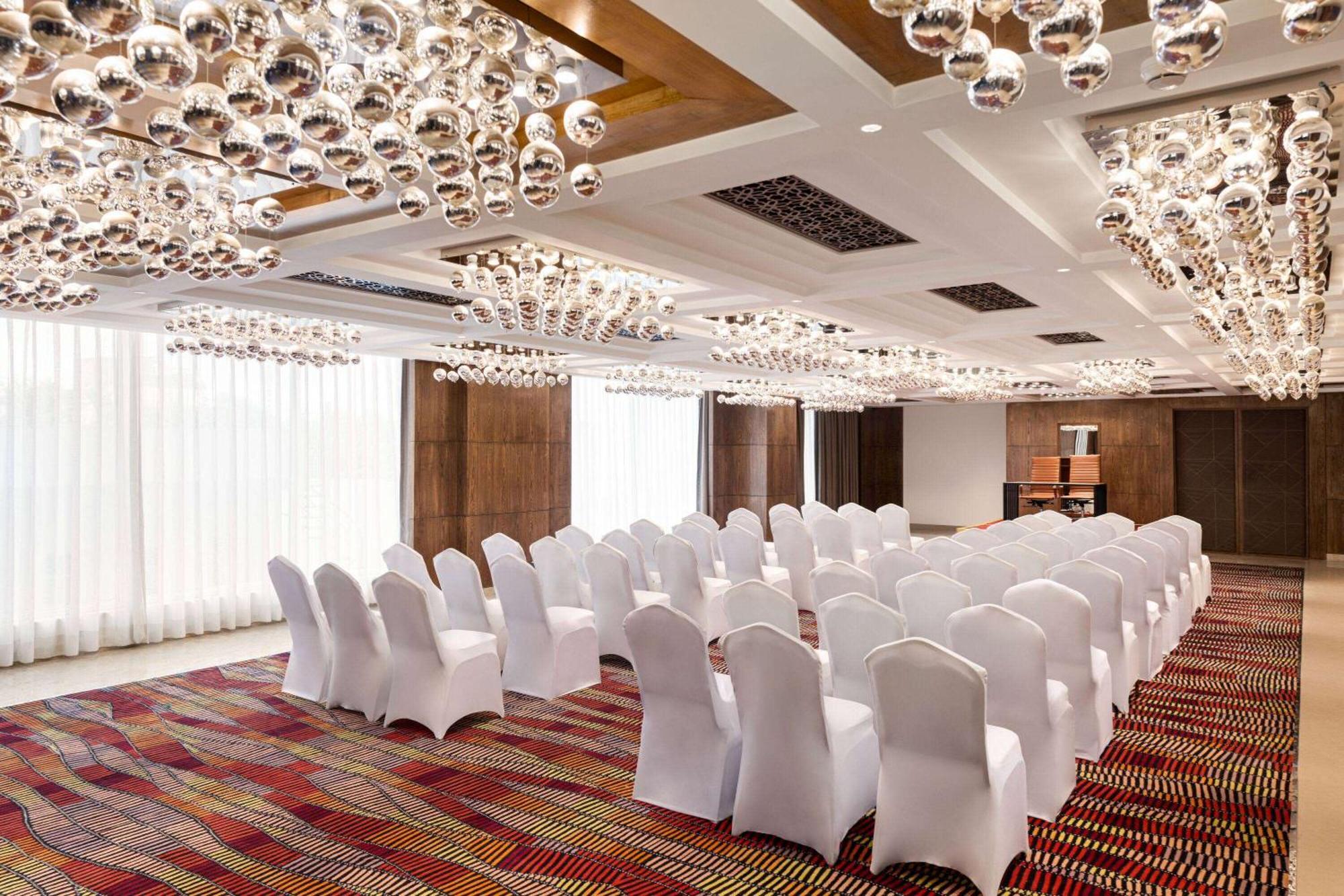 Ramada By Wyndham Gorakhpur Gorakhnath Mandir Road Hotel Exterior photo