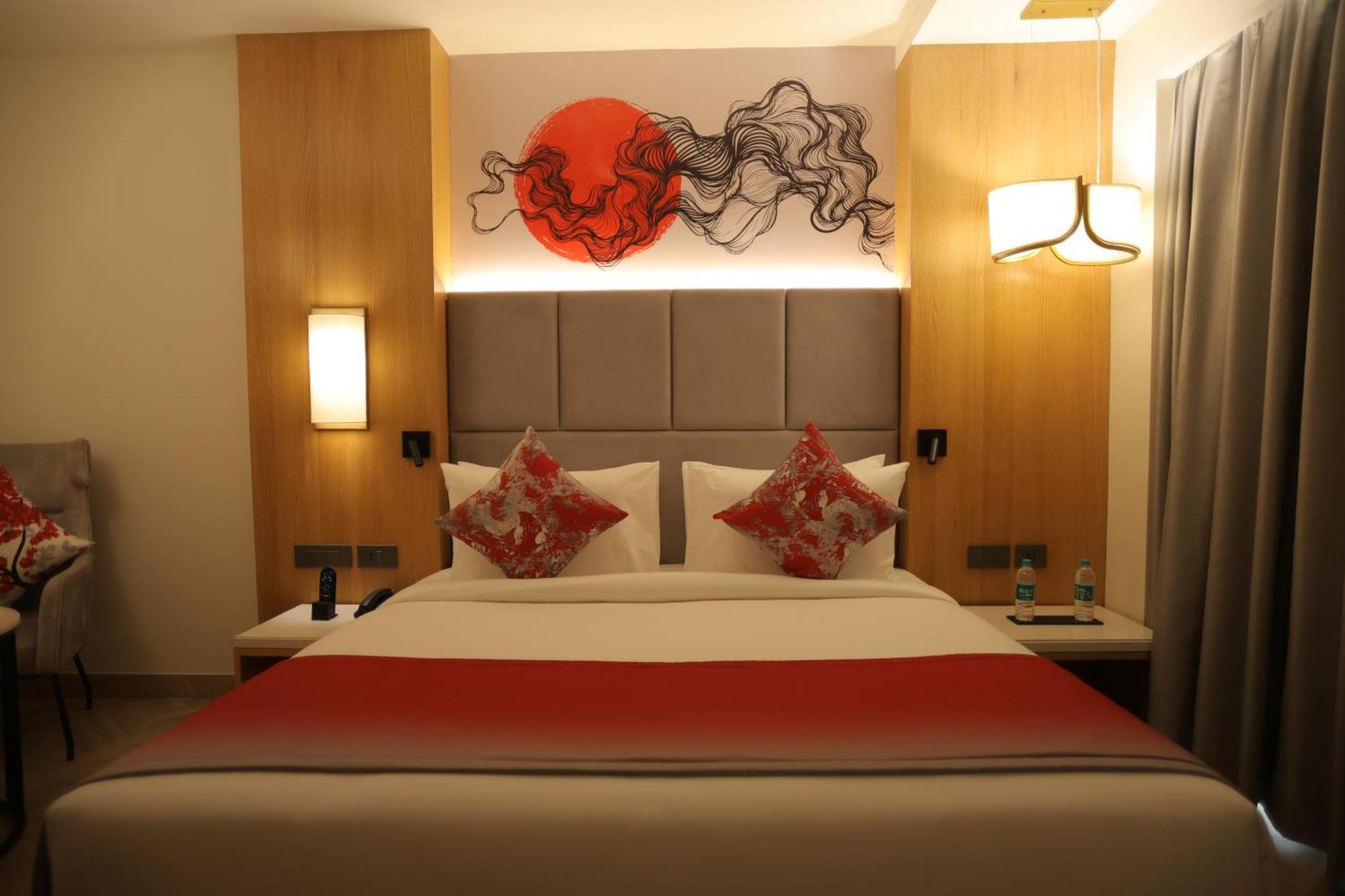 Ramada By Wyndham Gorakhpur Gorakhnath Mandir Road Hotel Exterior photo